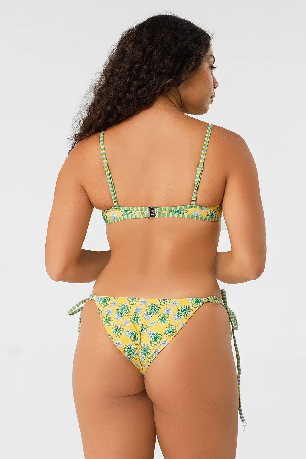 Maddy String Cheeky Bottoms / Agua Fresca