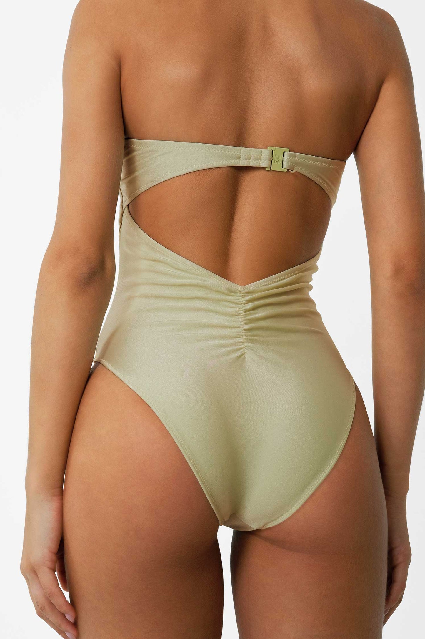 Scarlet One Piece / Lily Dew