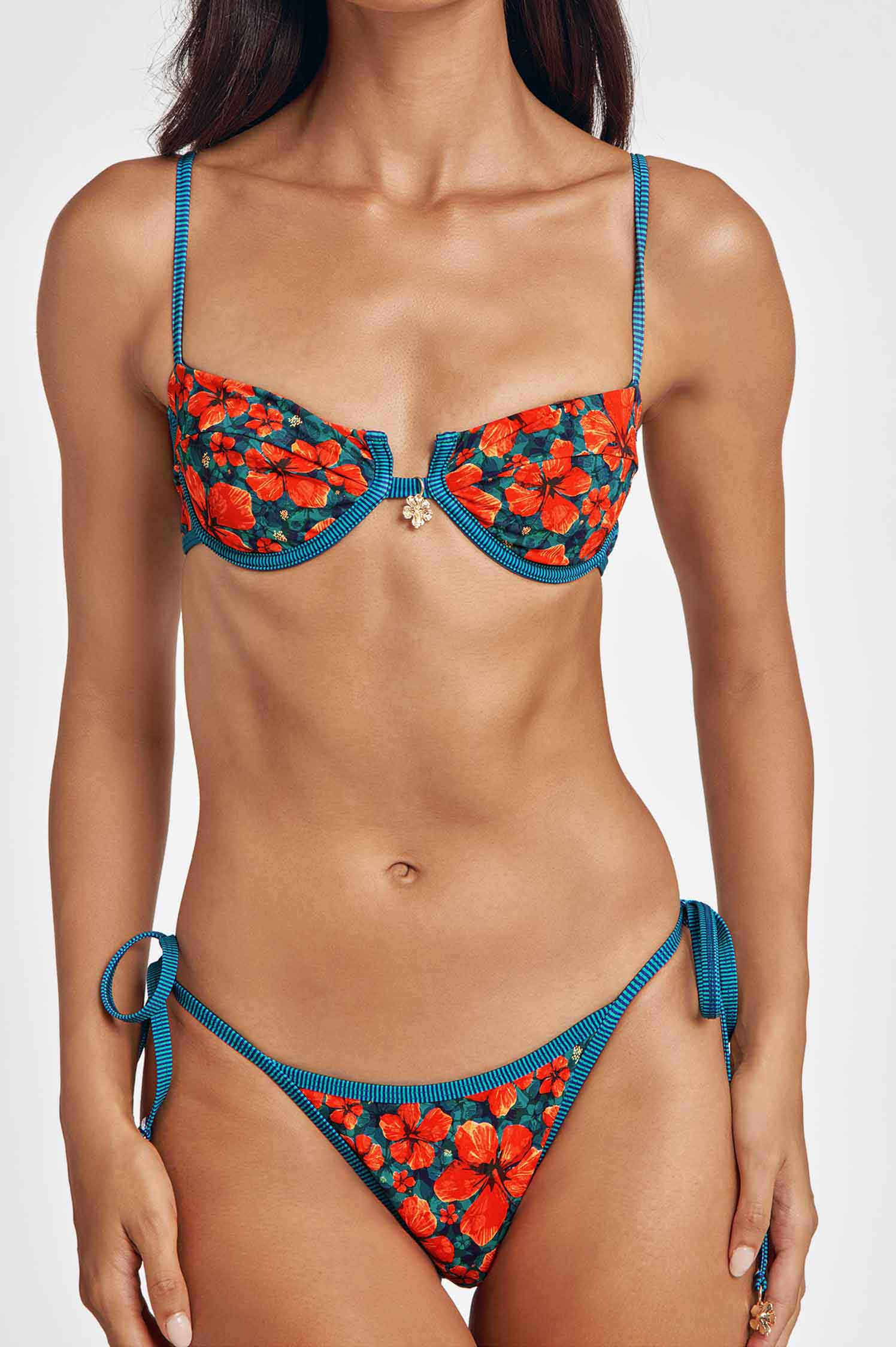 Quinn String Medium Bottoms / Paradise Blooms